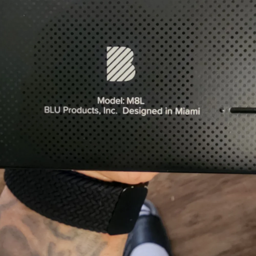 Blu M8L Tablet